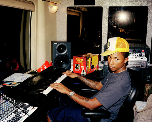 Pharrell studio 2002 - im,